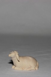 Schaf liegend Krippenfigur Natur
