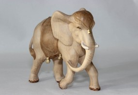 Elefant Krippenfigur Gebeizt (versch. Gren)